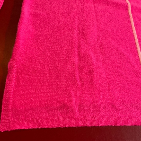 Lilly Pulitzer Sweater S/M Neon Pink 100% Cashmere Oversized Cozy V Neck Womens - Picture 15 of 16